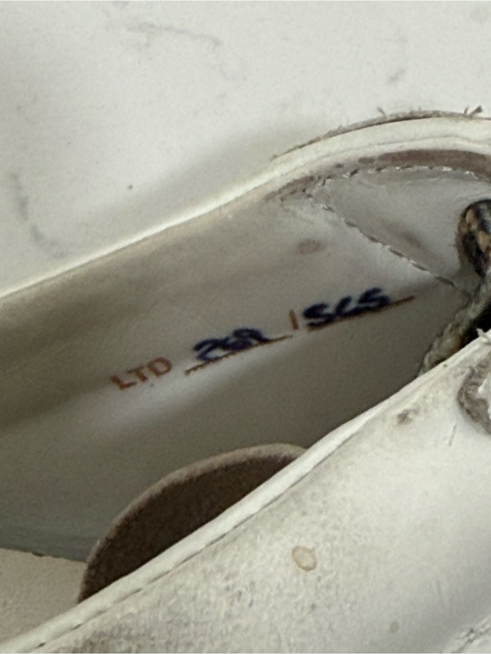 Golden Goose- Star White Leather Women's Sneakers - GGDB/Private Edition - Picture 8 of 9